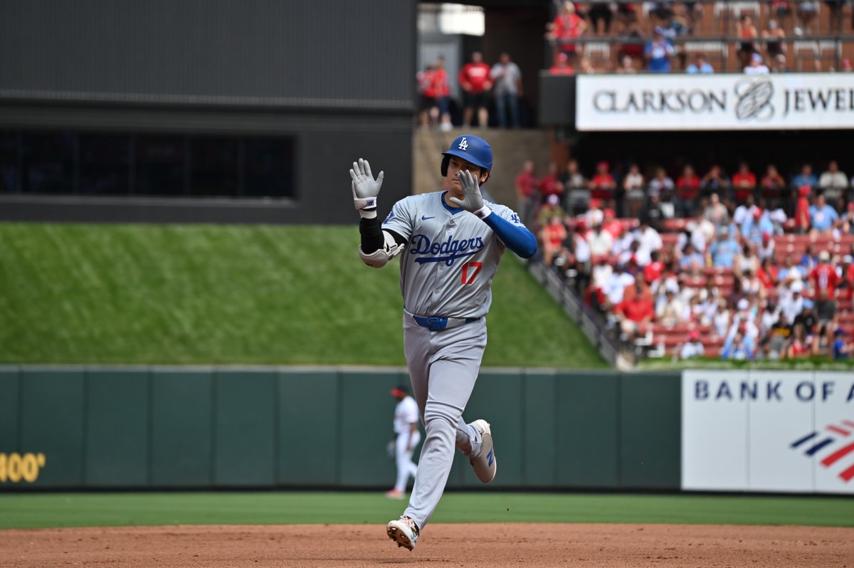 113.5 MPH off the bat of Shohei Ohtani 🚀
