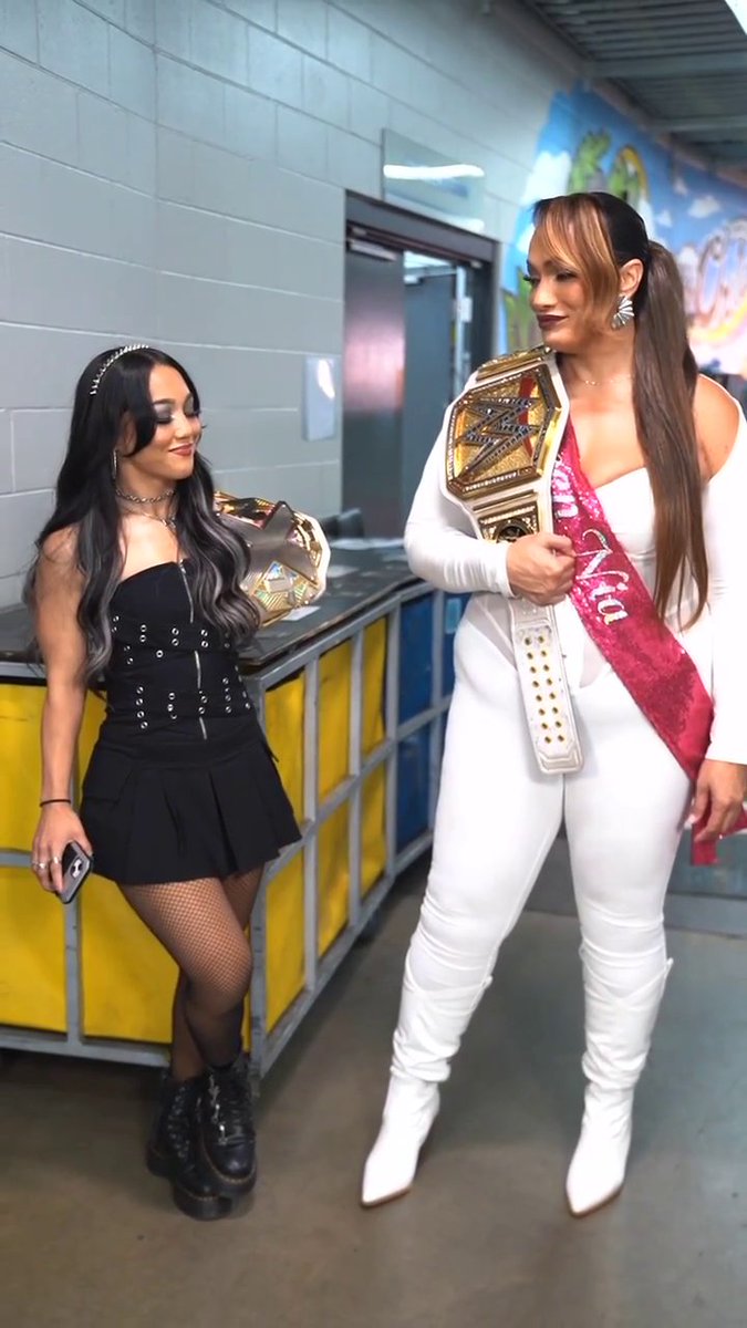 .roxanne 👀 Nia Jax Just a meeting of two champs 🤝