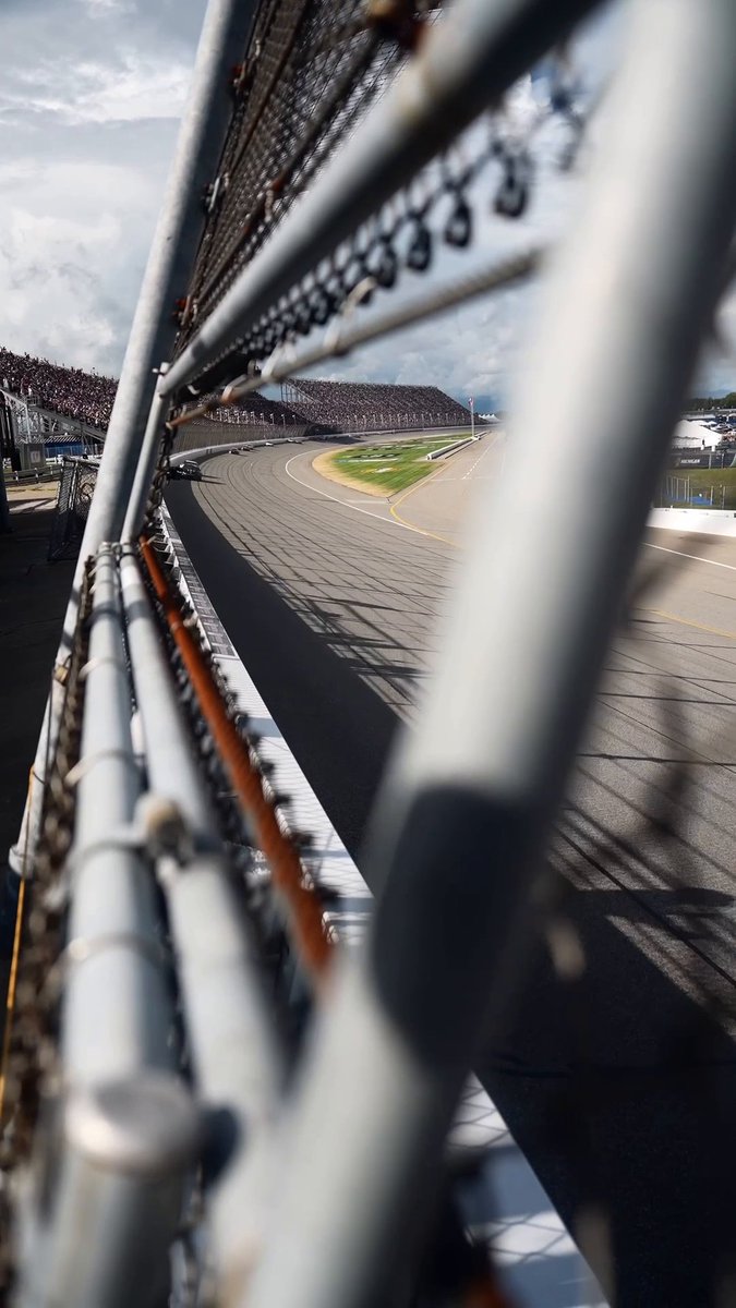 More thrill-riding excitement and speed ... today. 😏