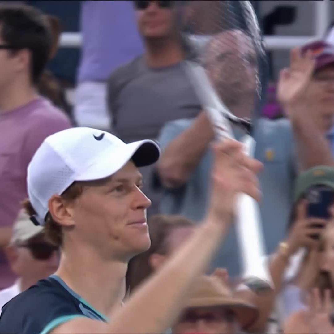 SIN-SATIONAL 🤩 The moment @JannikSin defeated Frances Tiafoe 7-6 6-2 for his first #CincyTennis title and 15th overall!