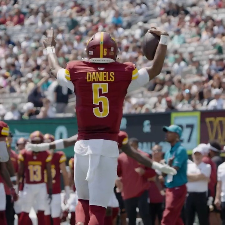 JD5. QB1. Jayden Daniels | #RaiseHail