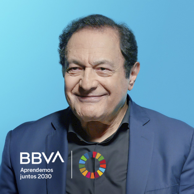 "No creo que ninguna ciencia nos enseñe como la música este arte". El pianista Daniel Levy habla sobre cómo, aprendiendo de la música, podemos lograr la armonía entre todos nosotros.