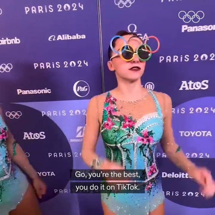 The effect Olympic glasses had on the French rhythmic FIG team 🤩 #Paris2024 I Equipe France