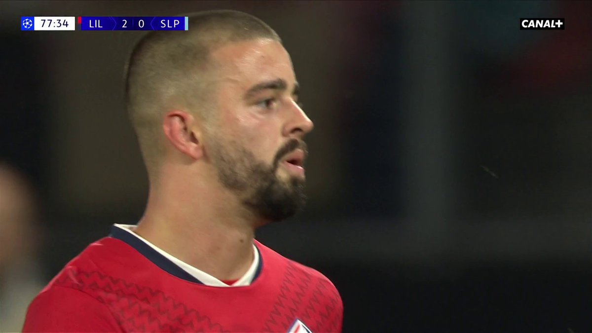 ZHEGROVA FAIT LE BREAK POUR LE LOSC FACE AU SLAVIA PRAGUE ! ⚽️❤️🤍 Quel joueur, quel talent. 🤤 🎥 CANAL+ Foot