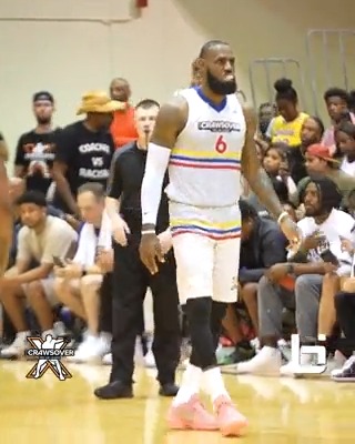 LeBron James acaba de salir CAMPEÓN OLÍMPICO y ya se puso a jugar un torneo amateur en Seattle. Eso es amor por el baloncesto ❤️