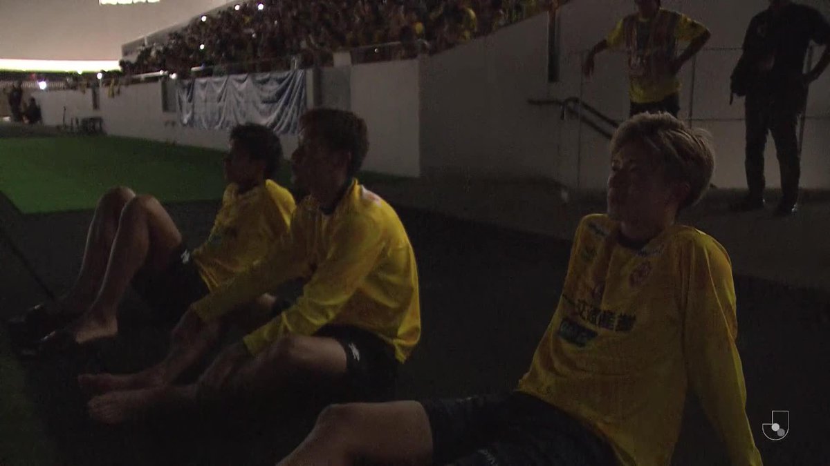/ これがサッカーの試合会場!? 選手も思わず見とれてしまう 美しい花火🎆 \ ギラヴァンツ北九州 夏の一大イベント #ギラフェス2024✨ 映像と音楽、600発の花火で スタジアムが鮮やかに彩られました👏 ギラヴァンツ北九州 オフィシャル #Jリーグ