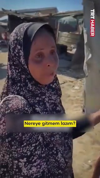 🔴Filistinli bir kadının yakarışı: "Araba yok, yol yok, hiçbir şey yok. Her yerde tehdit altındayız. Yeter!"