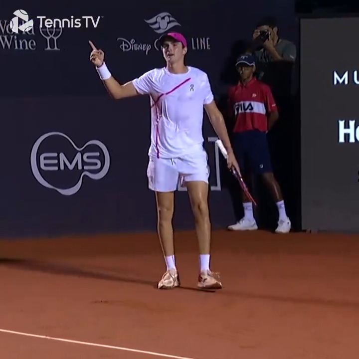 That forehand is scary ๐ณ Happy 18th birthday to Brazil's Joao Fonseca!