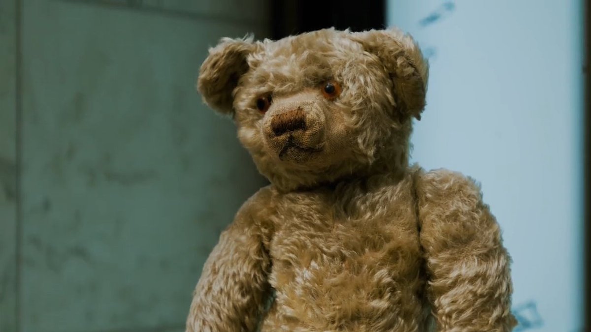 🐻 On August 21, 1921, Christopher Robin Milne received a teddy bear for his first birthday. That bear would become the inspiration for the world-famous Winnie-the-Pooh character. The real Pooh took up residence at NYPL in 1987!