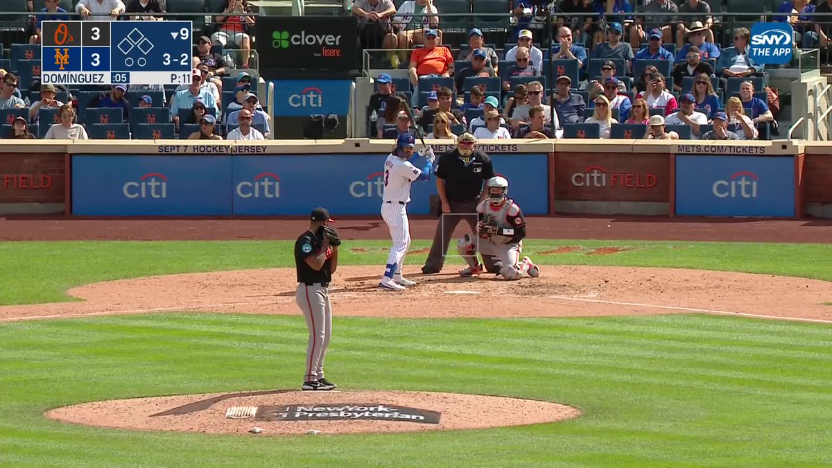 JESSE WINKER WALKS IT OFF FOR HIS FIRST HOME RUN AS A MET!!!!!!!!!!!
