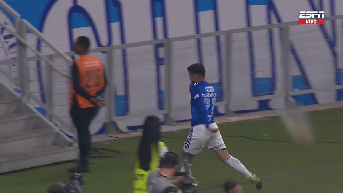 no quisiste traer un 4 suplente y lo pagas de esta manera, el consejo de futbol es la peor mierda que hay