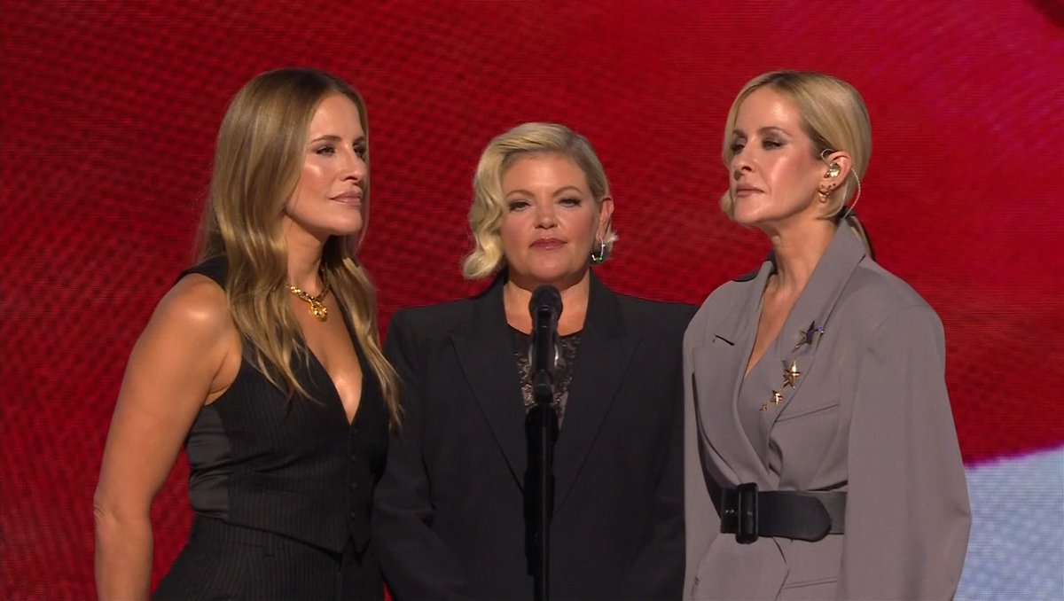 WATCH: The Chicks perform their rendition of the national anthem on the final night of the Democratic National Convention in Chicago.