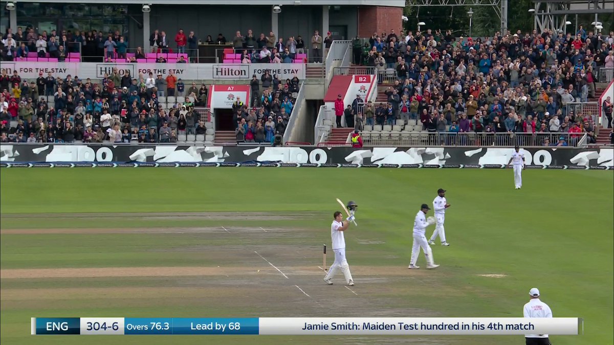 "He has taken to Test cricket like a duck to water" 👏 Jamie Smith scores his FIRST century for England in his fourth Test match 🔥