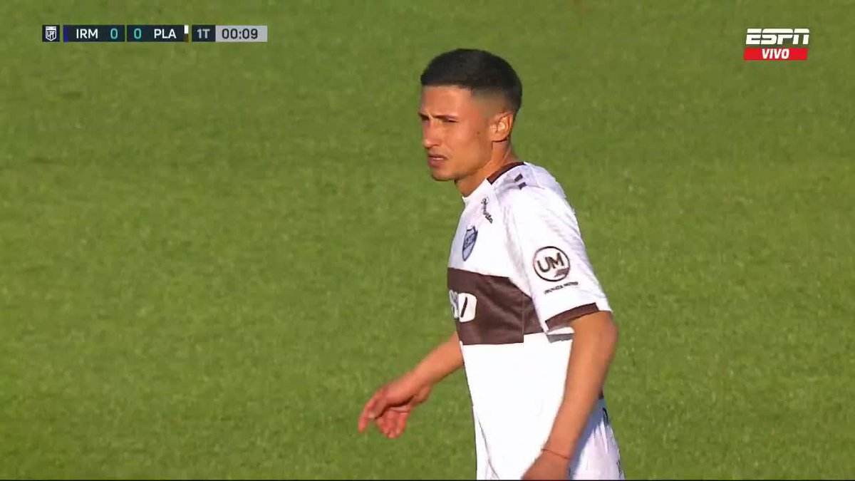 Insólito: Platense sacó del medio ¡Y LA TIRÓ AL LATERAL! 📺 #ESPN