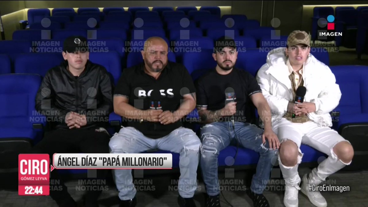 Los tiktokers conocidos como la “Familia Millonaria” nos dieron su versión de la fiesta en la que habrían sido golpeados y extorsionados por policías de #Zumpango, dentro de la casa del alcalde morenista, Miguel Ángel Gamboa. Esto fue lo que nos contaron en exclusiva: