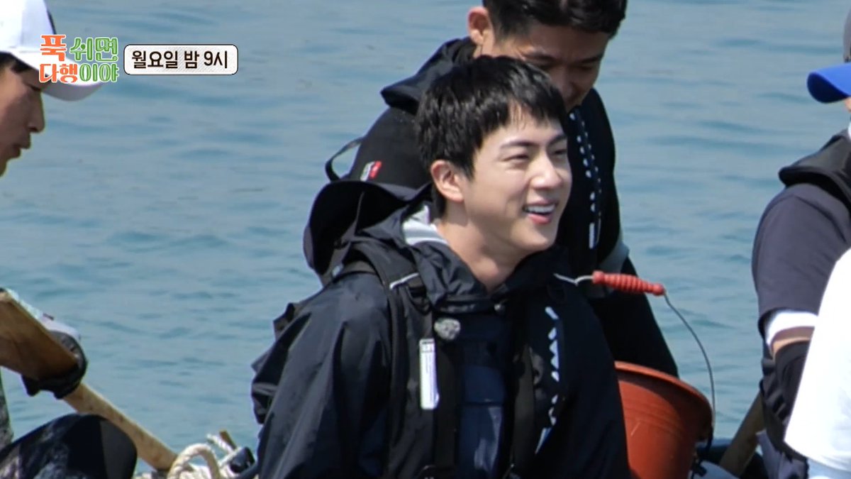 [선공개] 안CEO와 호흡 척척 #진 😂 오늘도 평화로운(?) 푹다행💦 극한의 무인도에서 펼쳐지는 극락의 휴식 <#푹쉬면다행이야> 월요일 밤 9시 방송🏝️ #안정환 #붐 #김대호 #방탄소년단 #BTS #Jin #산들 #이연복 #이홍운 #박명수 MBC 240826 방송 🔗