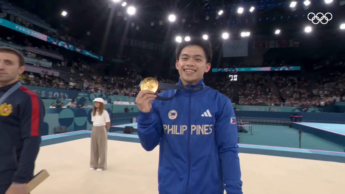 🥇 Carlos Yulo 🇵🇭 🥈 Artur Davtyan 🇦🇲 🥉 Harry Hepworth 🇬🇧 🤸 Let's rewatch the exceptional performances from the artistic gymnastics men's vault final at Paris 2024. #Paris2024 Paris 2024 @Gymnastics