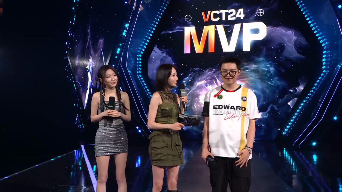 A U R A Wins Champions MVP and starts singing on the stage