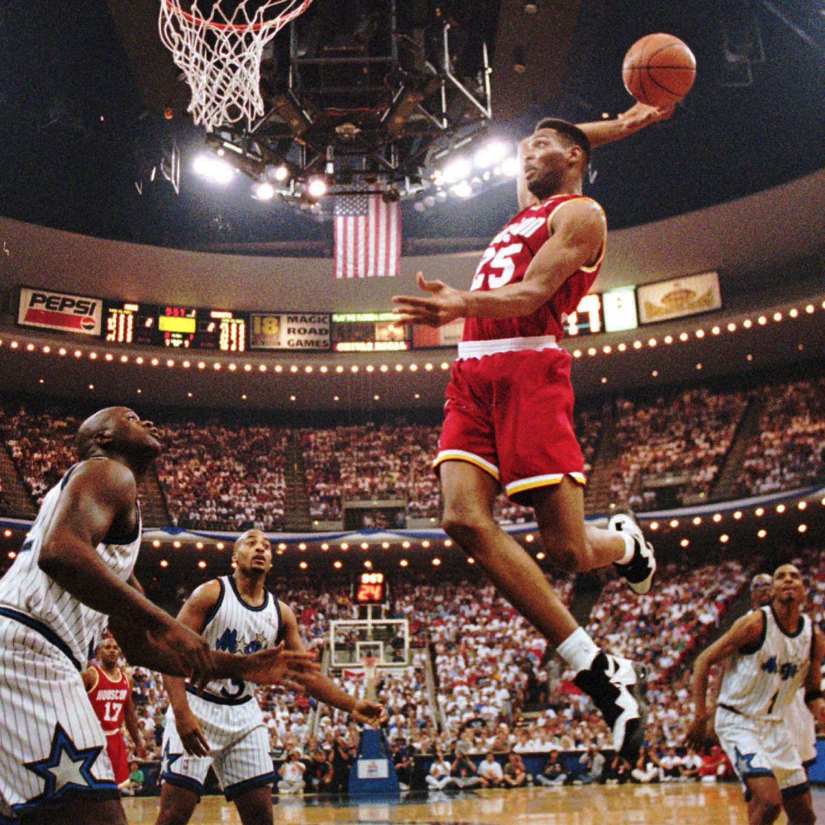 HBD BIG SHOT BOB Do you agree with Shaq, Kobe, Hakeem &amp; Rudy T saying Horry belongs in the Hall of Fame? ◾️ 7 x Champion ◾️ Most STL in a Finals GM (7) ◾️ Most 3PT in a playoff GM w/out a miss (7) ◾️ 1st player w/ 100 3PT, BLK &amp; STL in a season