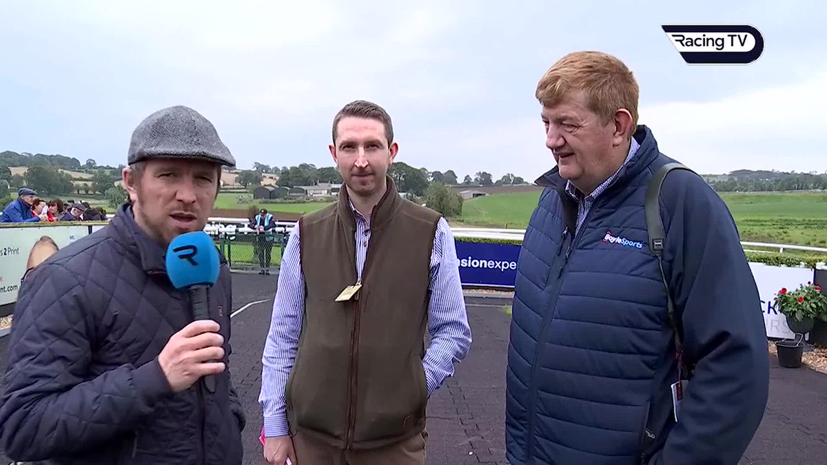 🗣️ "It was well worth the wait." Good stuff here from Shark Hanlon Racing &amp; owner John Hurley who discuss a win for Mr Sundancer. John has been an owner at the yard for two and a half years &amp; can savour a fine success at Downpatrick Racecourse