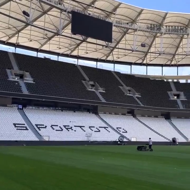 ⚫️⚪️ İnönü Tüpraş Stadyumu'nun yeni koltuk tasarımı.