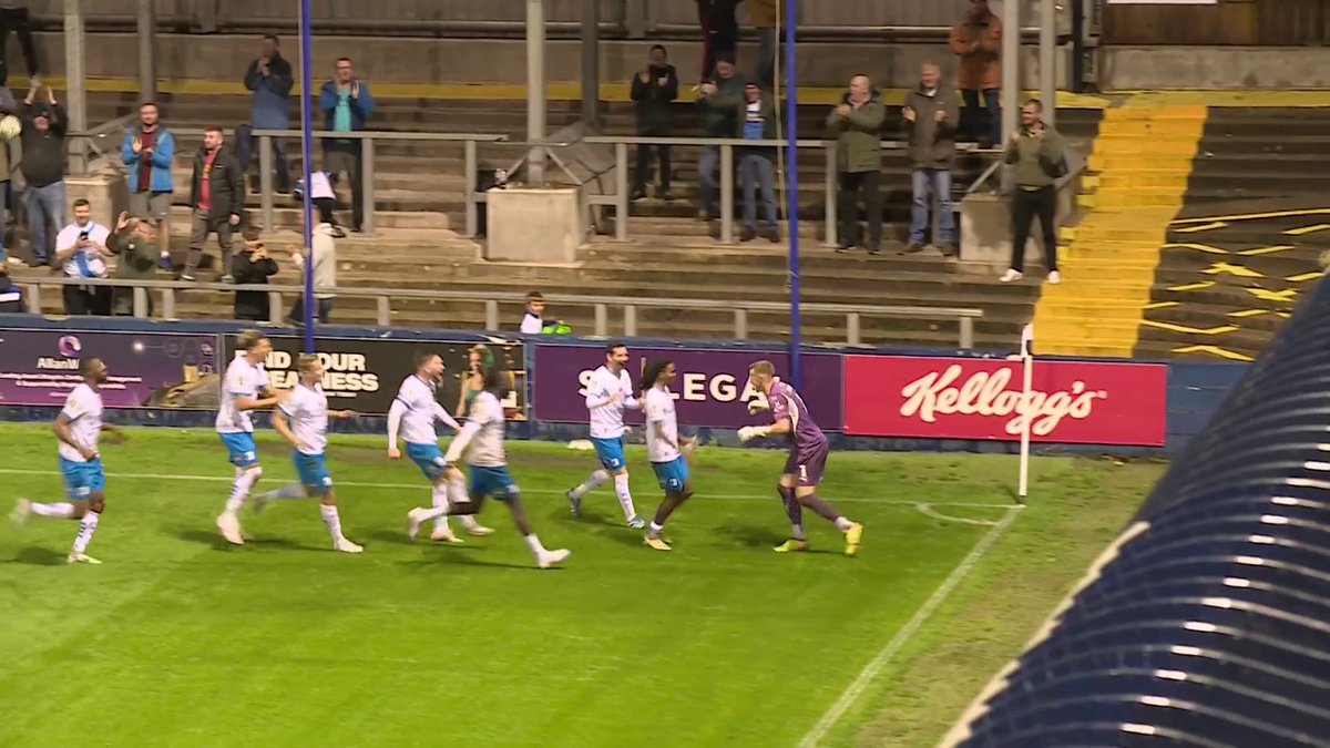 League Two Barrow have knocked Championship Derby County out of the Carabao Cup on penalties! 🎇