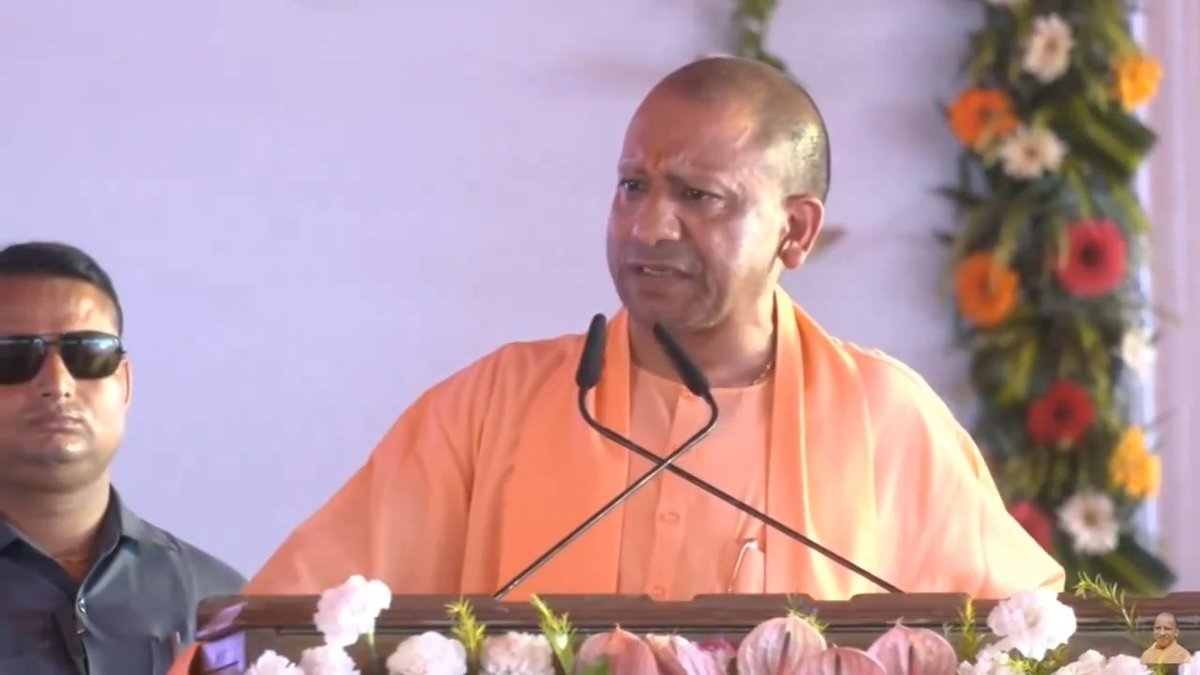 कांग्रेस हो, समाजवादी पार्टी हो या बहुजन समाज पार्टी... इन लोगों ने सामाजिक ताने-बाने को छिन्न-भिन्न किया है।