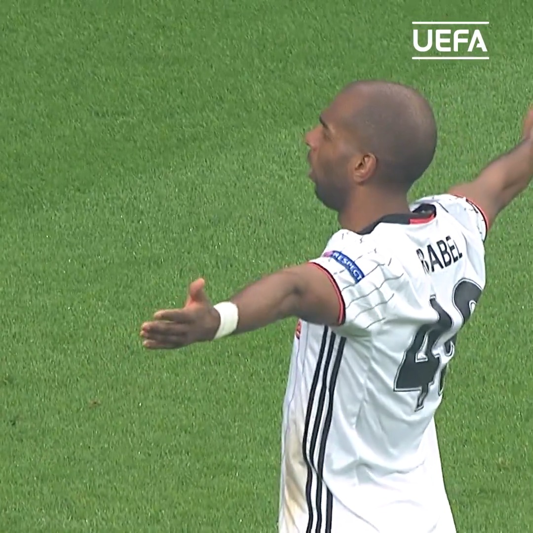 🦅 Ryan Babel 💪 Beşiktaş JK || #UEL