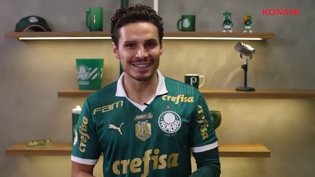 De volta aos gramados virtuais com uma nova parceria de sucesso com a Konami! 🎮 A torcida que canta e vibra poderá jogar com o elenco do Verdão na nova atualização do eFootball! 💚 ➤ #AvantiPalestra