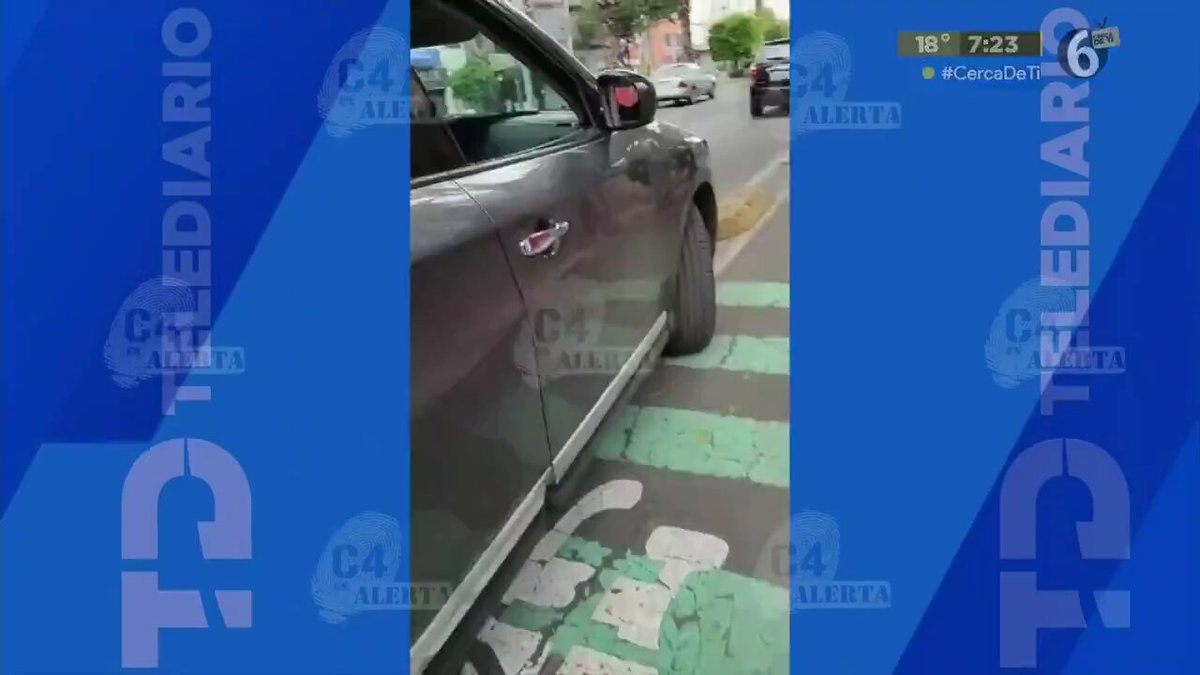 Hombre golpea a mujer por solicitar a una conductora no bloquear el paso. Internet haz lo tuyo. 🙏🏽