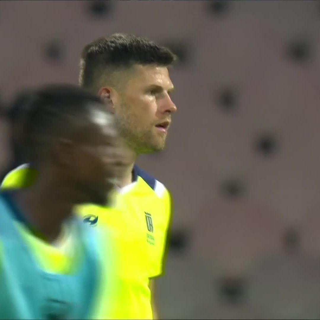 🇮🇸 Johann Berg Gudmundsson The first Icelandic player in the #RoshnSaudiLeague is out on the grass ahead of Al Wehda vs. Al Orobah 🎯 🔥