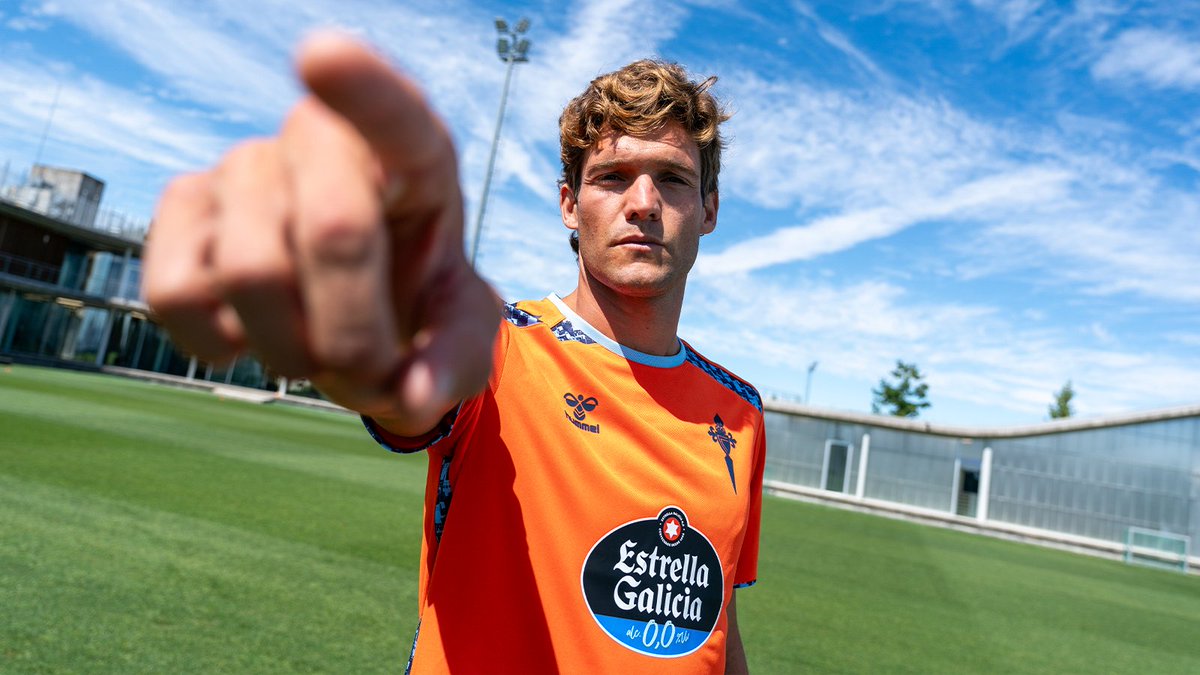 🧡 𝗢𝗿𝗮𝗻𝗴𝗲 is the new skyblue 🩵 🆕 Benvido a Vigo, Marcos Alonso! #RCCelta Third Kit 24/25 hummel ⋄ hummel ES-PT
