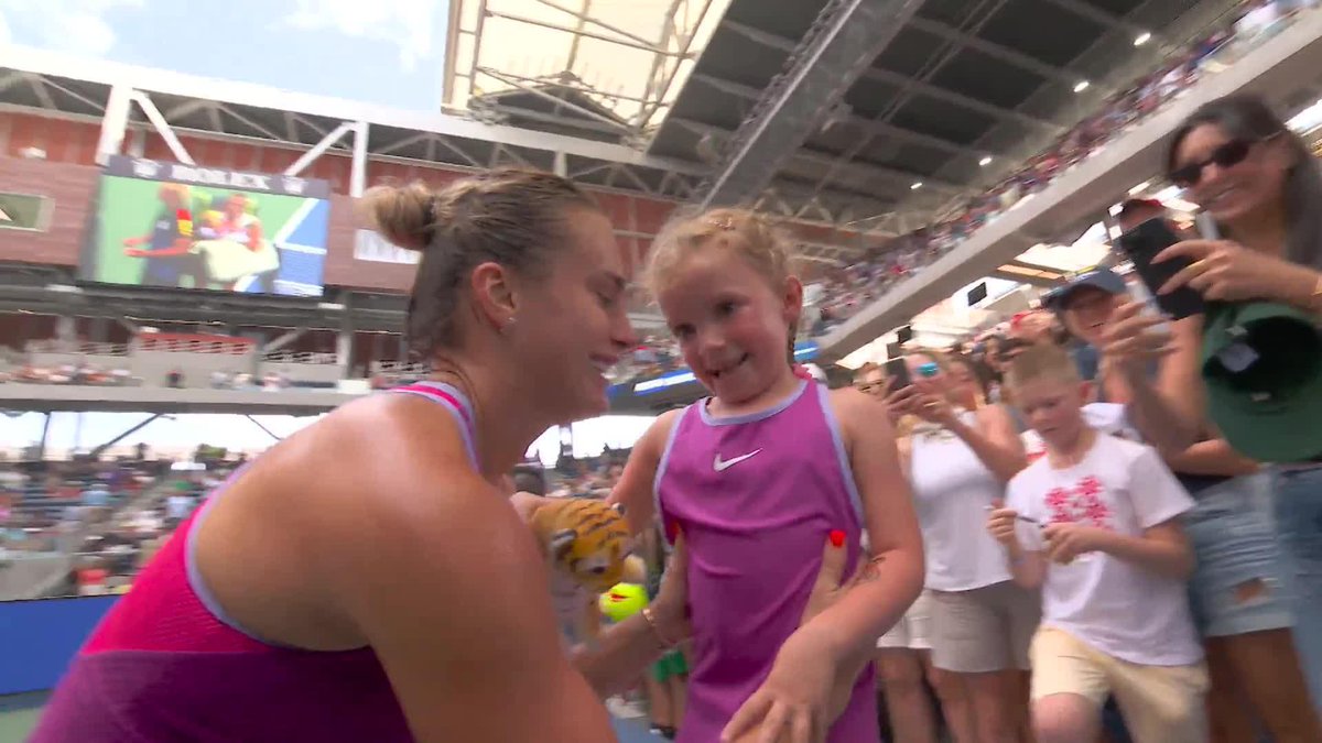 Stop what you're doing, we have the moment of the tournament from Sabalenka Aryna 😍🤗