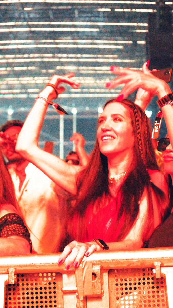 Thank you, Rockstar Energy presents Creamfields & our very special friend @Tiesto ! Will never forget last night! #zzzero #zenlesszonezero #zzzcf #HyperCommission #Zenless #Creamfields2024
