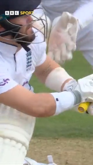 Ben Duckett will be disappointed with that one 😬 #BBCCricket #ENGvSL