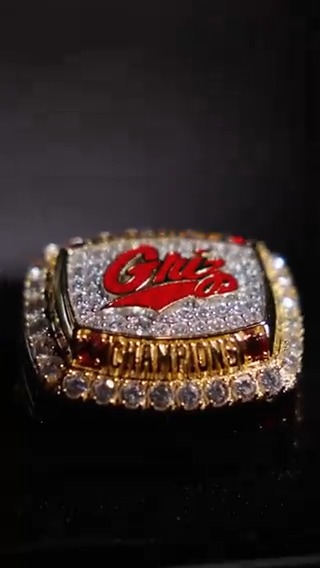 Be sure to get in your seats early on Saturday for a special presentation... 💍 #GoGriz
