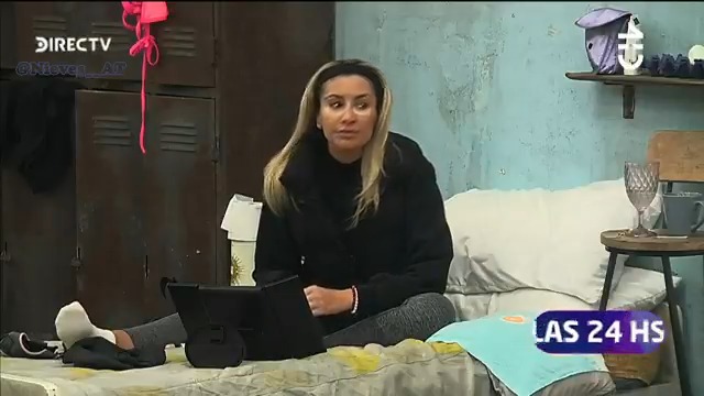 Michelle sobre ppt: yo creo que quería ser la nueva Cony algo así, le voy a decir cuando tenga oportunidad, le voy a decir querías ser la nueva Cony y no te salió SACATE EL CELULAR DE LA RAJA NDJDJDKW ✨ #GranHermanoCHV #GranHermanoChile
