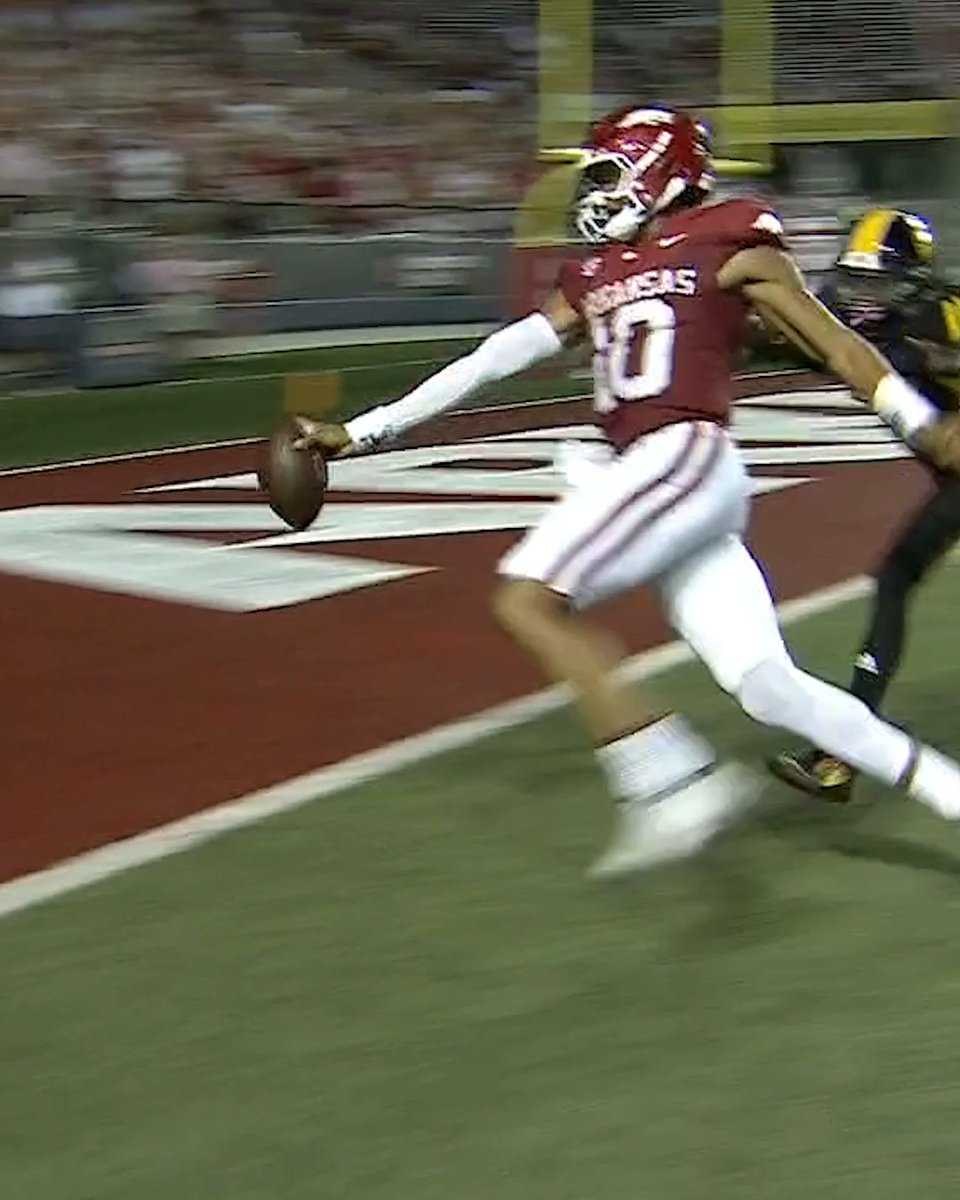 TAYLEN GREEN WAS IN VIDEO GAME MODE 🤯🎮 (via SEC Network)