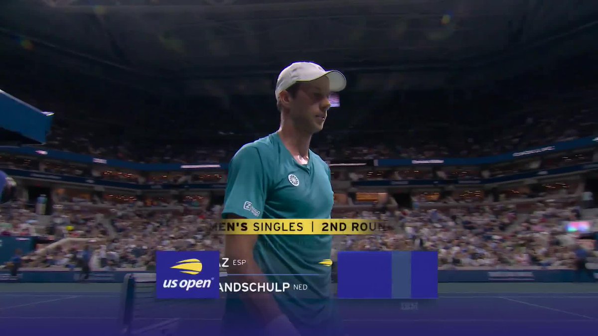 Upset brewing...? Botic van de Zandschulp has taken the first set 6-1.