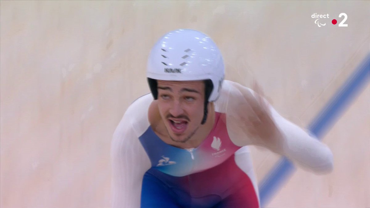 #Paris2024 | 🔥🇫🇷 OUIIIII !! ALEXANDRE LÉAUTÉ CHAMPION PARALYMPIQUE !! 🤩🥇 Quelle journée pour le Français qui, après avoir battu le record du monde, décroche la médaille d'or en cyclisme sur piste #JeuxParalympiques