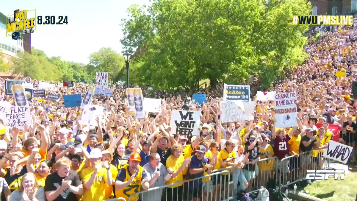 West Virginia University cancelled classes today and a MASSIVE crowd showed up for Pat McAfee’s live show in Morgantown 🤯