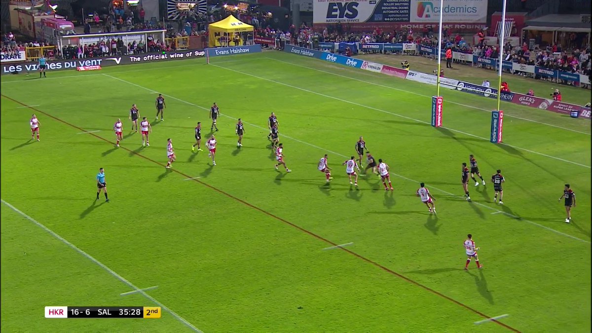 "Magic Mikey strikes again" Mikey Lewis finds the gap in the Salford line and is away and over to stretch the gap to 10 points. #SkySportsRL