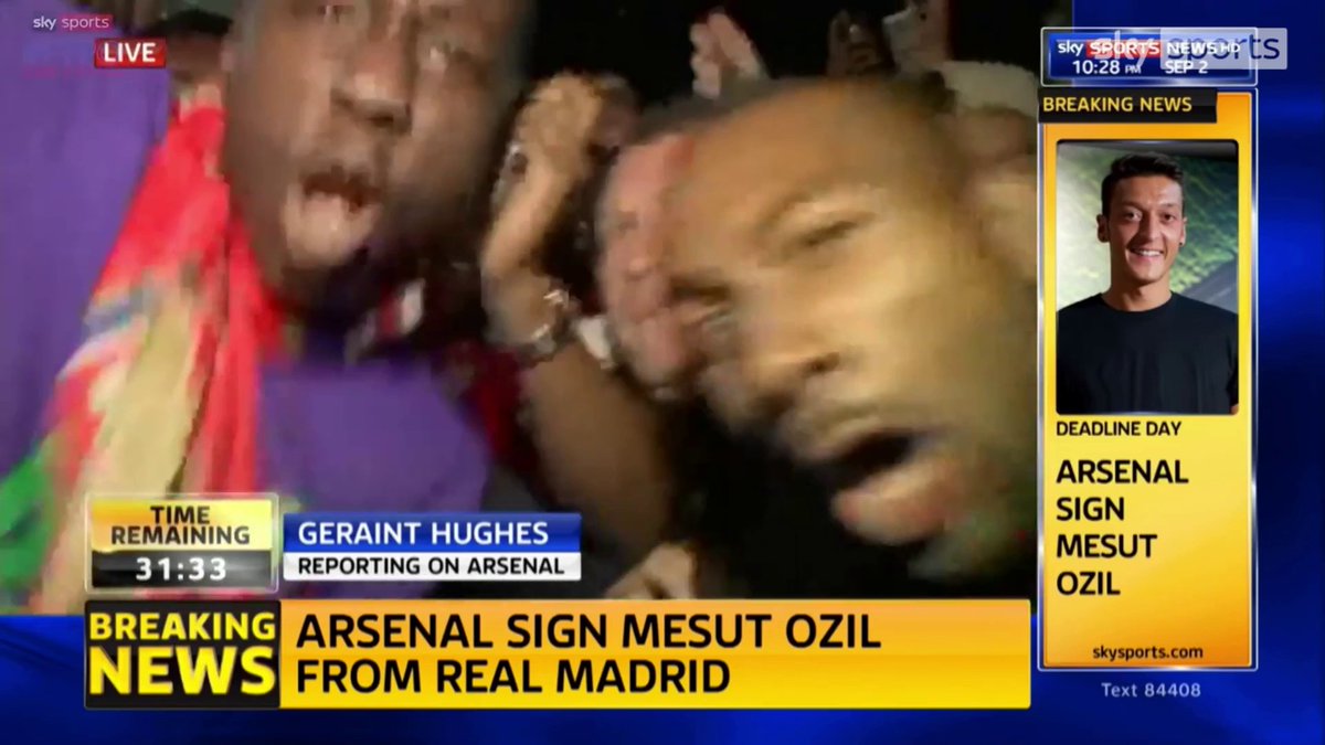 Throwback to when Özil joined Arsenal on deadline day in 2013 🔴🙌 (via Sky Sports Premier League)