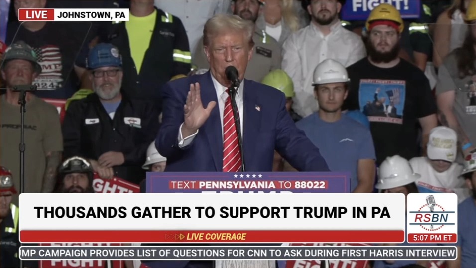 Trump: You know, I do the weave. You know the weave? I weave stories together. Friends of mine that are, like, English professors, they say it's the most brilliant thing I've ever seen (???)