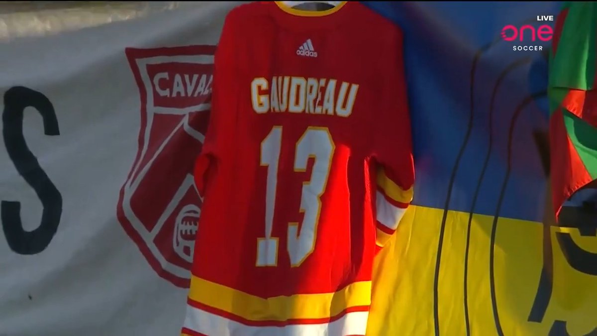 Ahead of tonight's Cavalry FC match, ATCO Field observed a moment of silence in memory of former Calgary Flames forward Johnny Gaudreau ❤️ #CanPL I 📺 OneSoccer