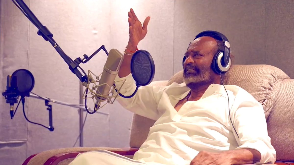 Kuri Vechha… Erai Vizhanum. 🦅 Superstar Rajinikanth at the dubbing session. 🎙️ Watchout VETTAIYAN 🕶️ is on the way. 🔥 Releasing on October 10th in Tamil, Telugu, Hindi & Kannada! #Vettaiyan 🕶️ Rajinikanth Amitabh Bachchan Gnanavel Anirudh Ravichander Lyca Productions #Subaskaran GKM Tamil Kumaran #FahadhFaasil Rana Daggubati @ManjuWarrier4 Abhirami Ritika Singh Dushara S.R.Kathir ISC Philomin Raj Kadhirr 🆂🅰🅺🆃🅷🅴🅴 🆅🅴🅽🅺🅰🆃🆁🅰🅹.🅼 AnbAriv GM Sundar Vj Rakshan #PattanamRasheed #Banu #AnuVardhan Gopi Prasannaa V S Anandhakrishna Sony Music South India Sun TV RIAZ K AHMED V4U Media #வேட்டையன் 🕶️ #VettaiyanFromOct10