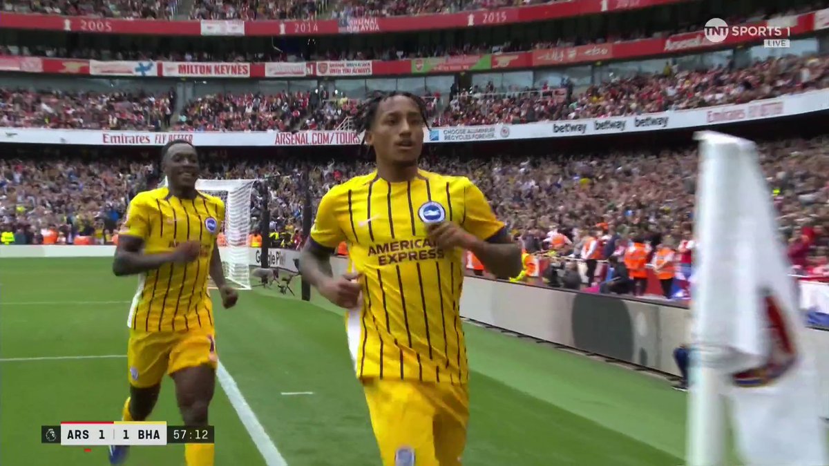 Right place, right time 🎯 João Pedro slots home the leveller against 10-men Arsenal 👀 📺 Watch Arsenal vs. Brighton live on TNT Sports &amp; discovery+ UK