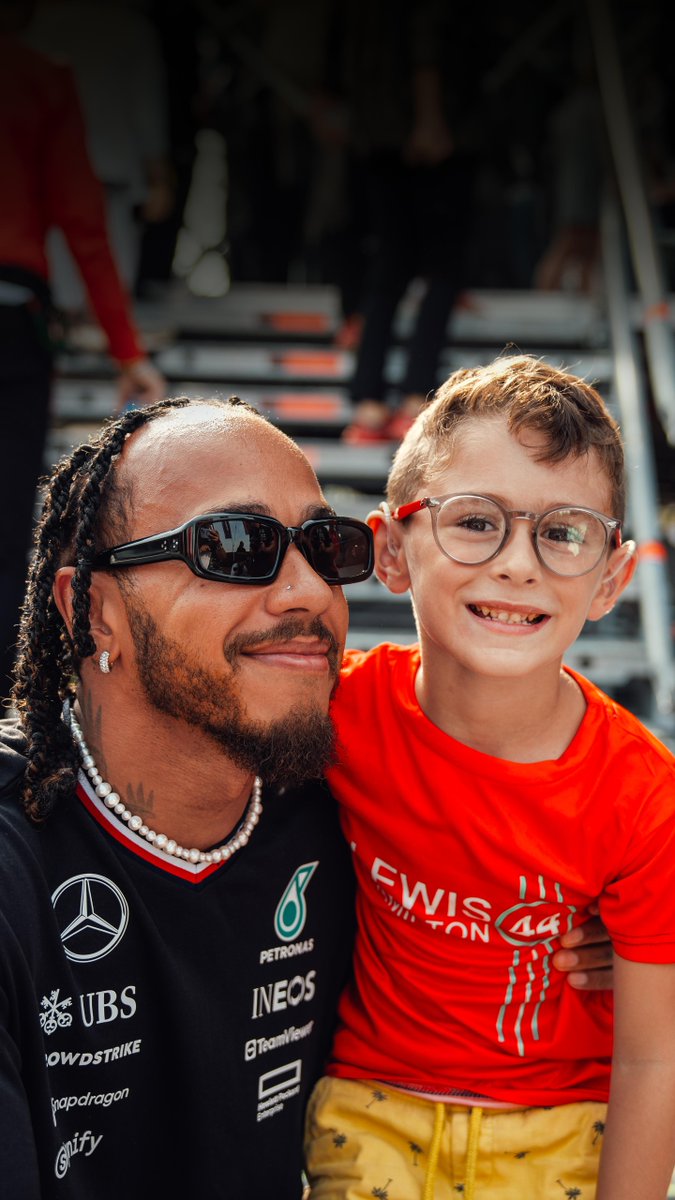 Meeting your heroes ❤️ Lewis Hamilton
