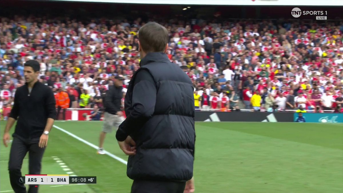 Loud boos ring around the Emirates Stadium for referee Chris Kavanagh after the full-time whistle. 🔊 🎥 Football on TNT Sports