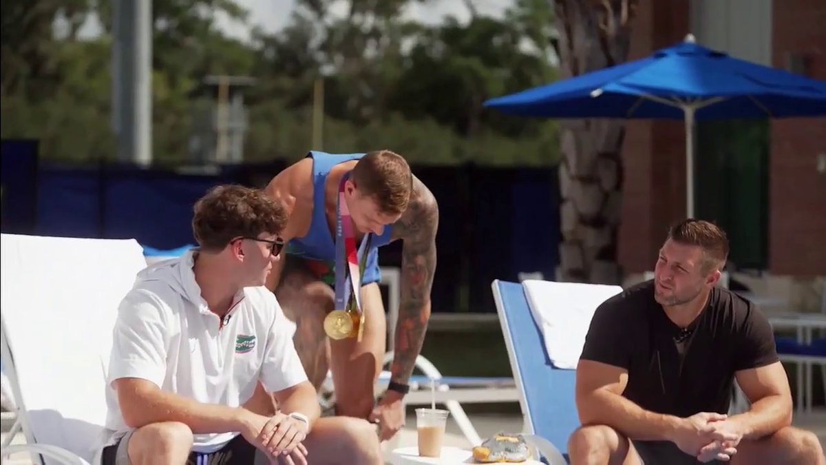 Graham Mertz has a lot of respect for the Florida greats who came before him 🐊 Tim Tebow, Danny Wuerffel and Caeleb Dressel joined him poolside 😎 Florida Gators | Florida Gators Football